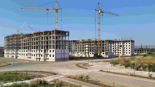 В Черкесске продолжается строительство второй очереди жилого комплекса для переселения граждан из сейсмоопасного жилья