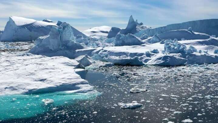 Вода под ледниками может подняться из-за истончения ледяных покровов