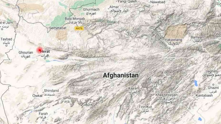 Сильное землетрясение в Афганистане