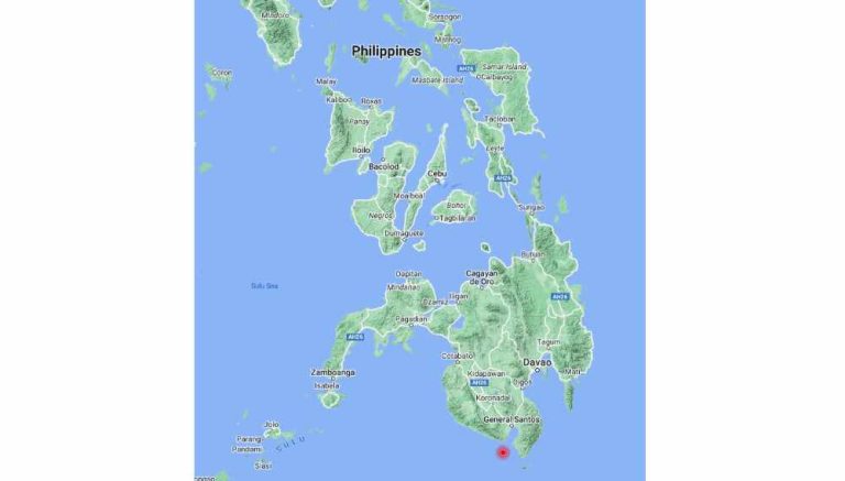 Сильное землетрясение на Филиппинах